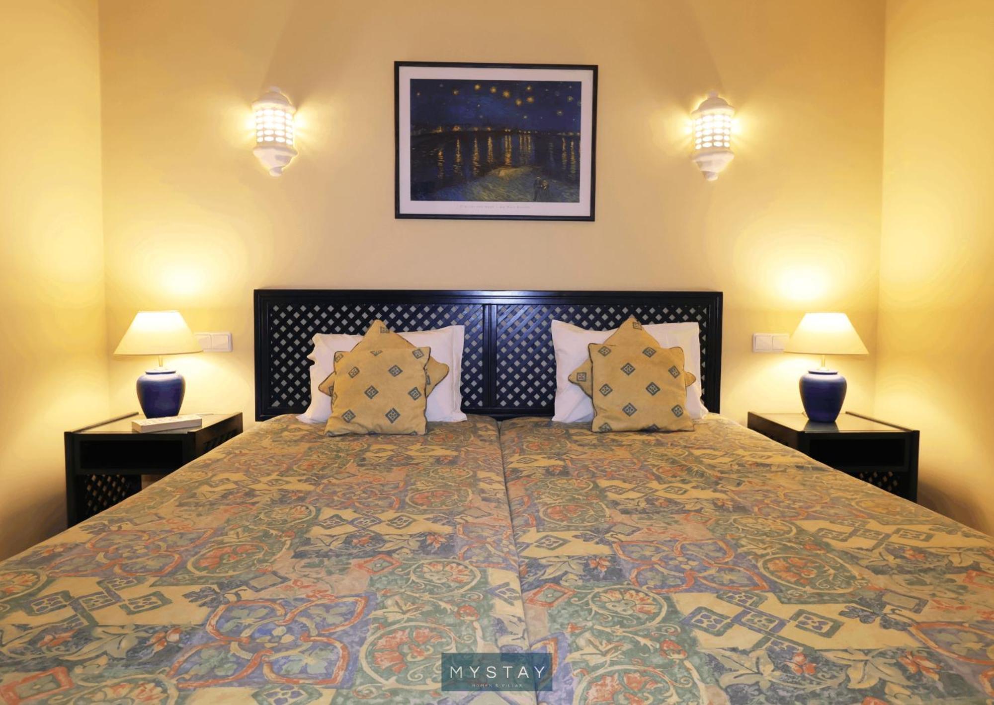 Mystay - Bellavista Pool & Apartment